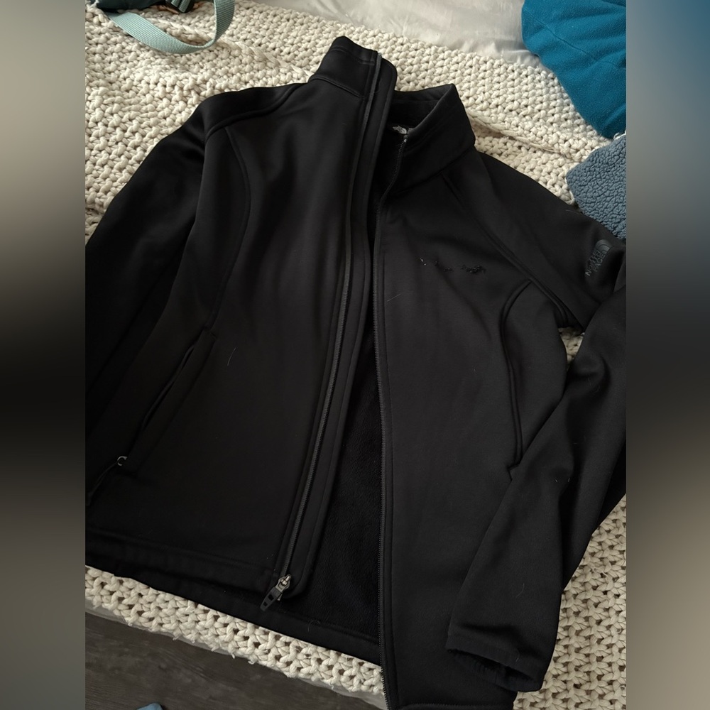 North face sweater
